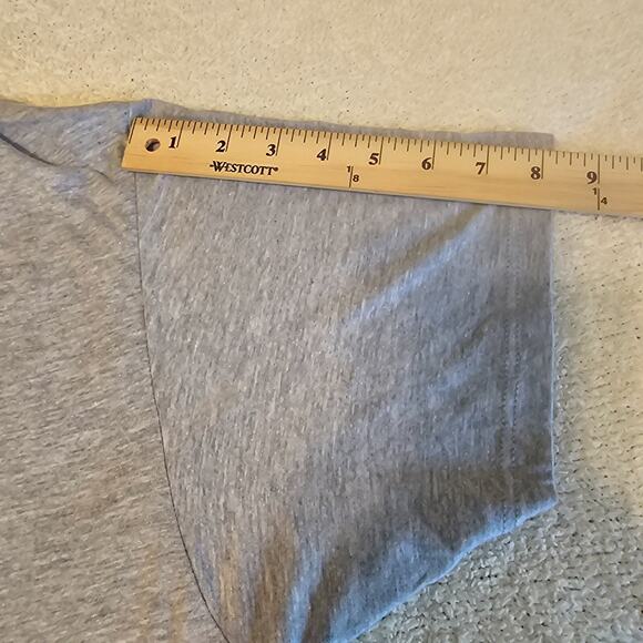 Disney Minnie Mouse Graphic T Shirt Gray XL Womens NWT Faded Polka Dot Skirt - Picture 7 of 8